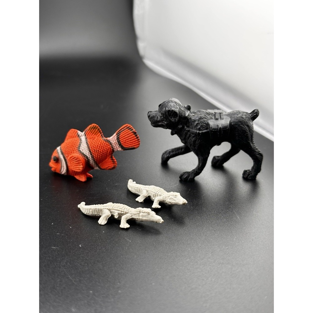 1960s 1970s Plastic Toy Animals Lot Of Vtg Toys Alligators Dog Clown Fish Mini